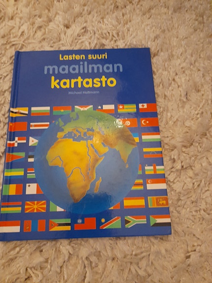 Lasten suuri maailman kartasto kirja