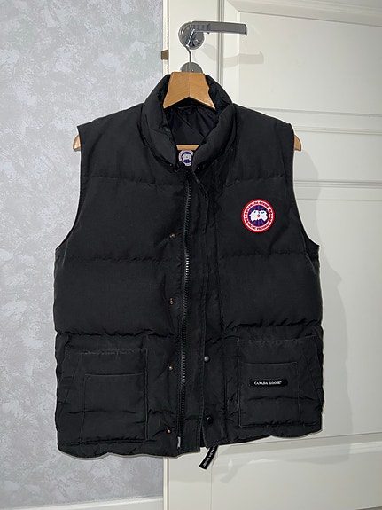 Canada Goose liivi miesten koko S