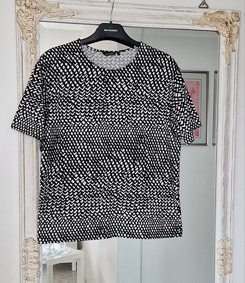 Marimekko mustavalkoinen t-paita, S