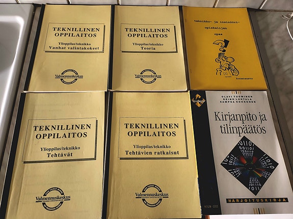 Valmennuskeskus teknillinen materiaali + kirjanpito