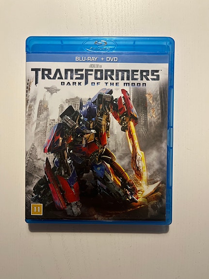 Transformers Dark of the Moon elokuva Blu-ray + DVD
