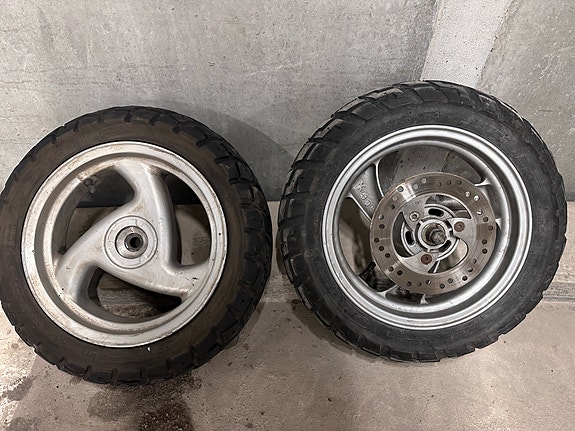 Peugeot skootteri vanteet renkaineen