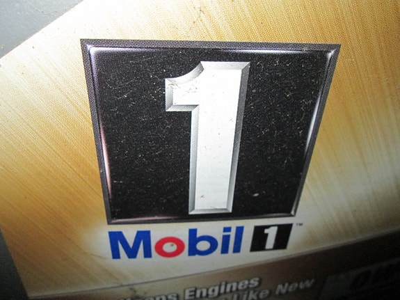 Mobil Voiteluaineet