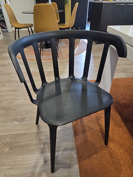 Ikea musta tuoli ps 2012