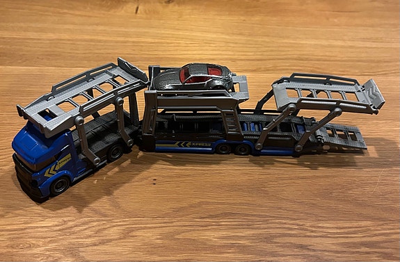 Dickie Toys leluautorekka ja 10 autoa
