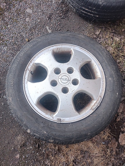 Opel Astra renkaat ja vanteet