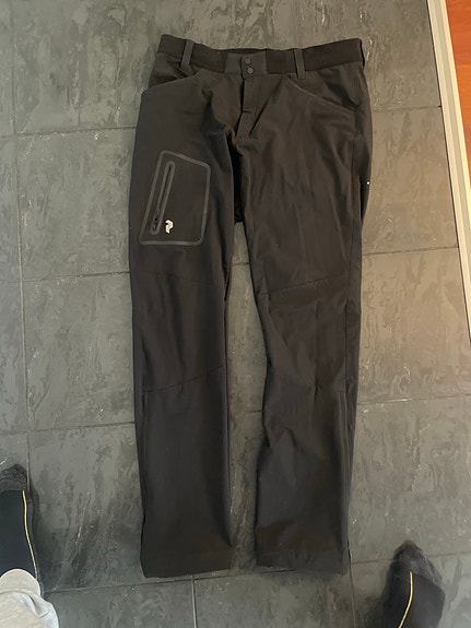 Peak Performance softshell housut musta L