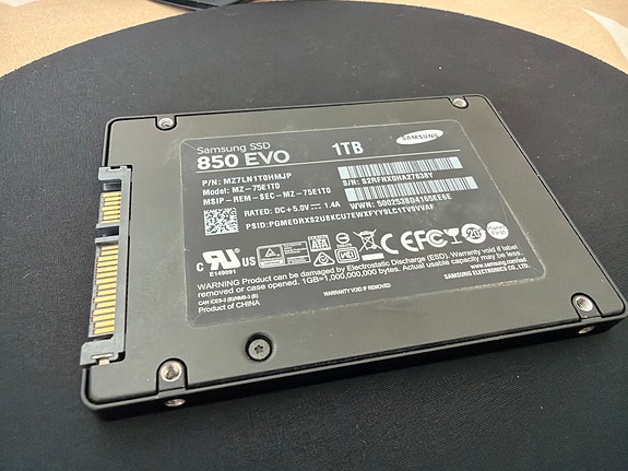 Product image 2 of 3