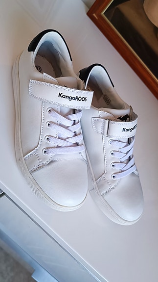 KangaROOS nahkatennarit koko 37 valkoinen