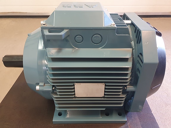 Abb sähkömoottori 5,5kw 2915rpm