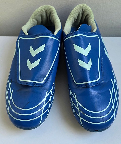 Hummel jalkapallokengät koko 36