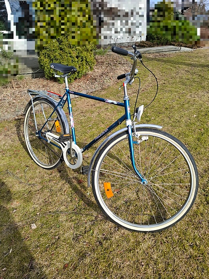 Helkama Vaeltaja miesten pyörä 28"