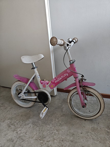 Hello Kitty polkupyörä