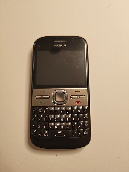 Nokia E5