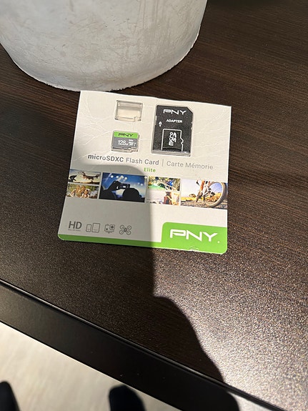 128GB PNY microSDXC -muistikortti adapterilla