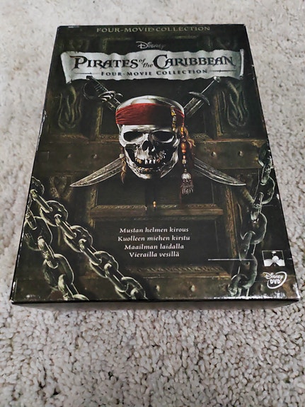 Disney Pirates of the Caribbean 4 Movie Collection DVD-boksi