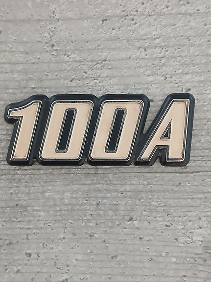 Datsun 100A merkki