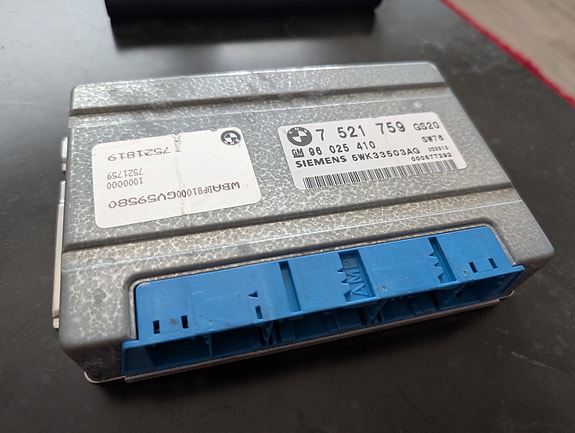 BMW E39 530da -02 GM automaattivaihteiston ohjausmoduuli