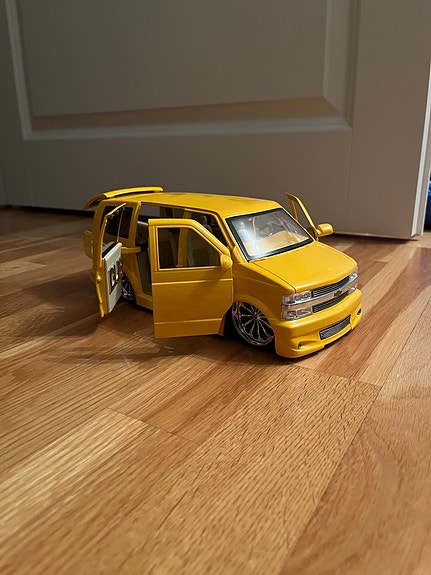 Product image 3 of 4