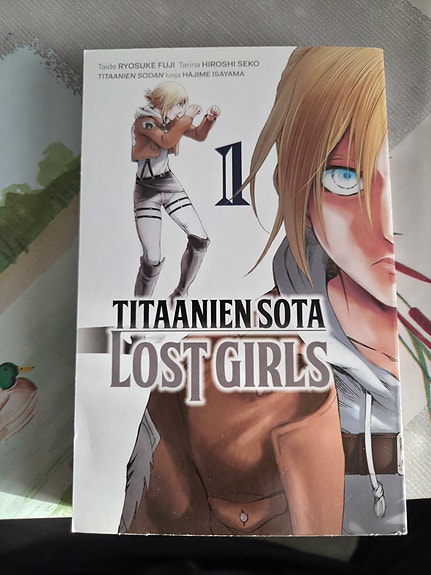 Titaanien Sota - Lost Girls 1 Manga
