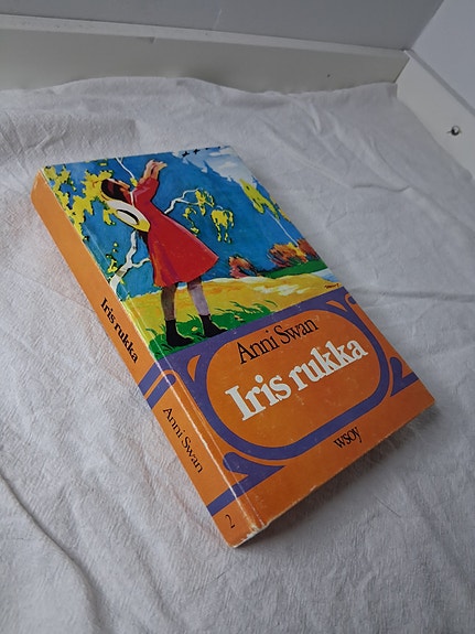 Anni Swan: Iris rukka