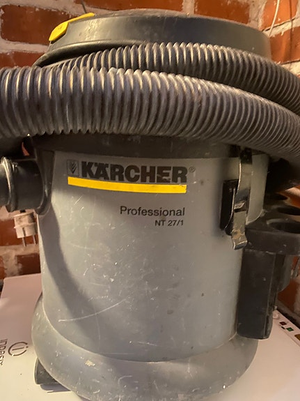 Kärcher märkä-kuivaimuri NT 27/1