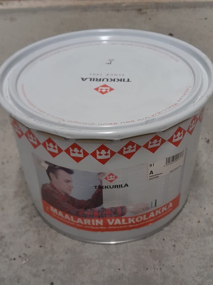 Tikkurila Maalarin Valkolakko maali valkoinen