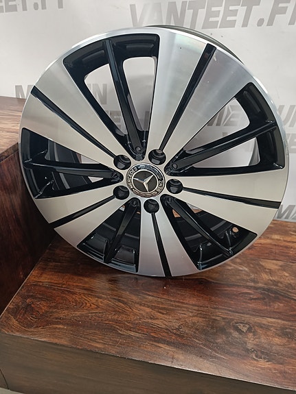 Mercedes-Benz A B CLA 18" Vanne