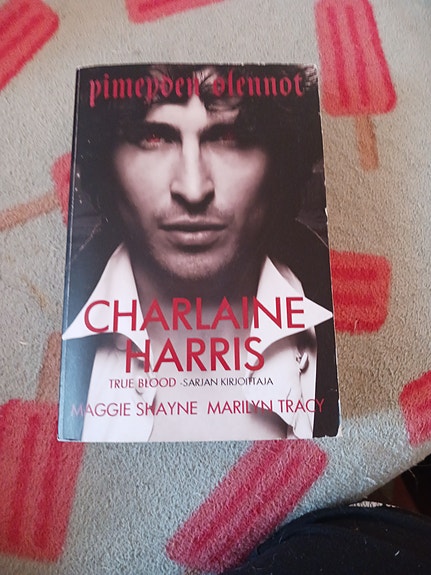 Charlaine Harris  Pimeyden olennot pokkari