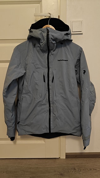 Peak Performance laskettelutakki