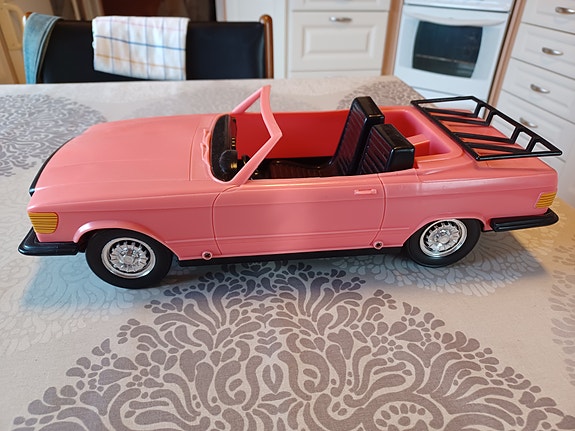Barbie-auto OSTA NYT