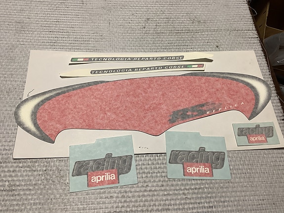 AP8157138 Tarroja Aprilia RS125