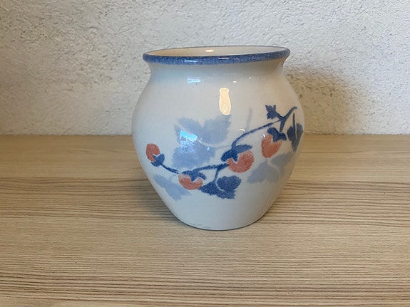 Pentik mansikka maljakko/purkki