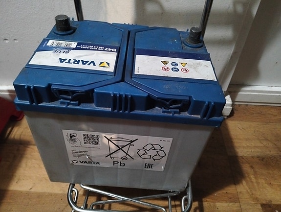 Varta D47 akku
