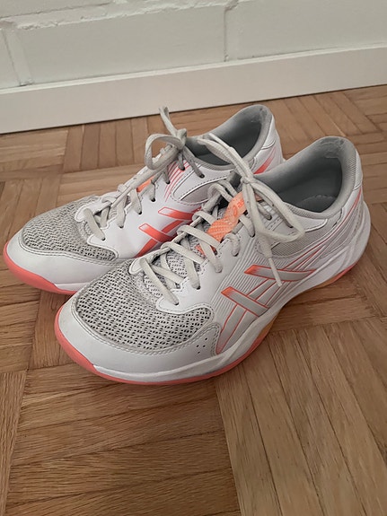 Asics sisäpelikengät 40