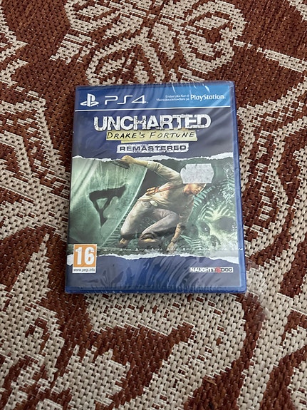 Uncharted Drake's Fortune Remastered PS4 PAL Très Bon état