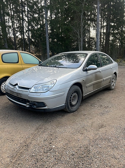 Citroen C5 2.0 bensa automaatti osina