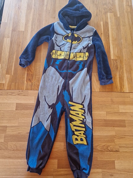 Batman oloasu fleecehaalari 110