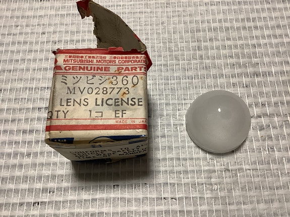 MV028773 rekisterinvalon lasi Mitsubishi pakettiautot