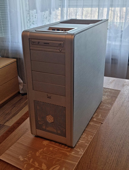 Product image 2 of 9