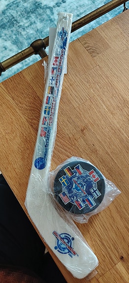 Product image 1 of 2