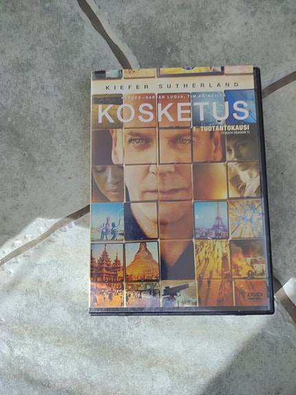 Kosketus kausi 1 DVD
