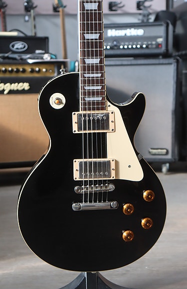Tokai Love Rock Japan 2007 LS-75 sähkökitara + kova laukku