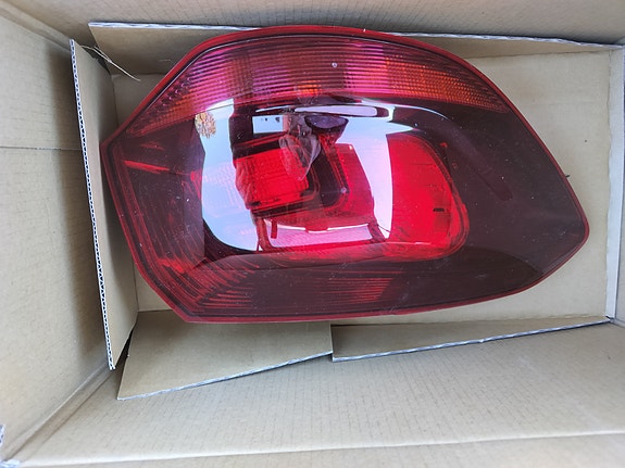 Opel Astra J takavalo vasen farmari
