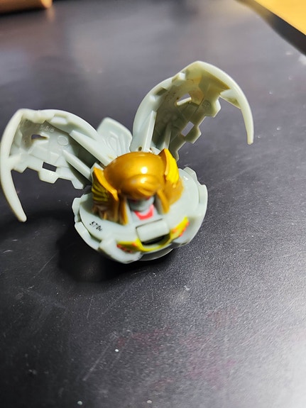 Bakugan Battle Brawlers Haos Harpus B2 570 g