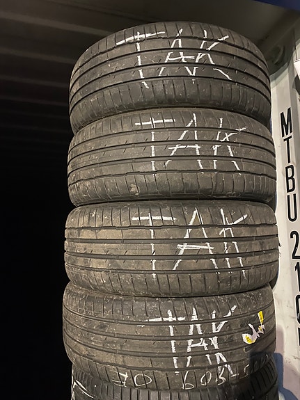 Renkaat 235/50/19 Hankook 4 kpl 6 mm TAK