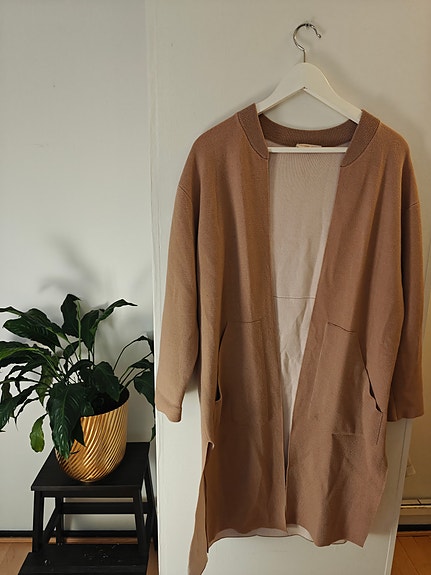 Filippa K villatakki / neule
