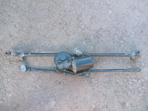 Toyota Carina E 1992 tuulilasin pyyhinmoottori ja koneisto