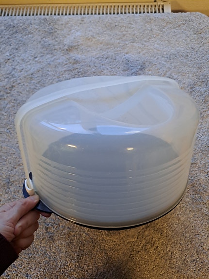 Tupperware ISO kakkukupu