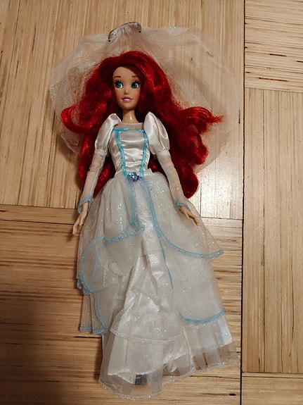 Disney Ariel häämekossa